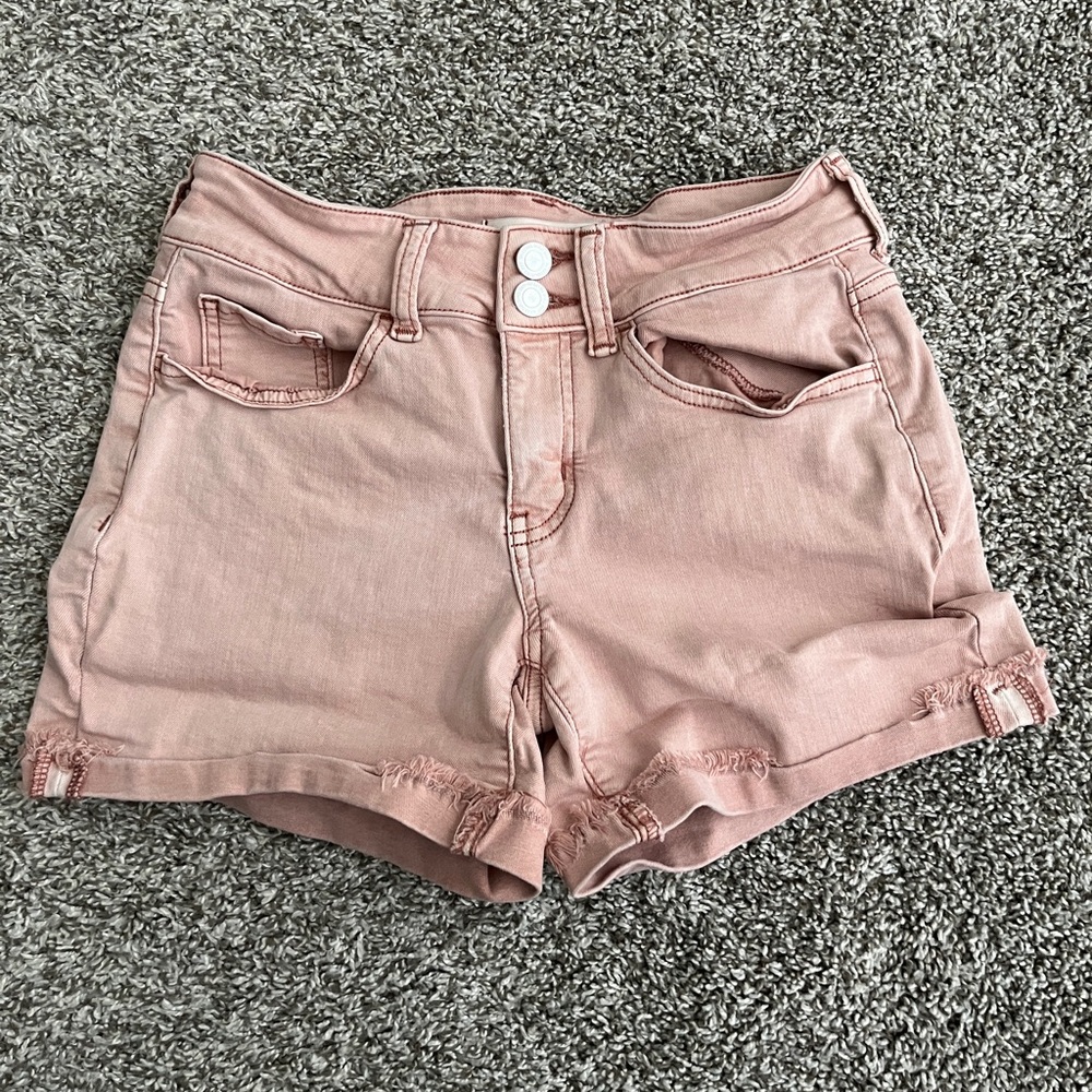 3/$12 SO Light Pink Low-Rise Midi Denim Shorts Size 5